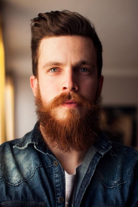 homem barba lenhador ruiva