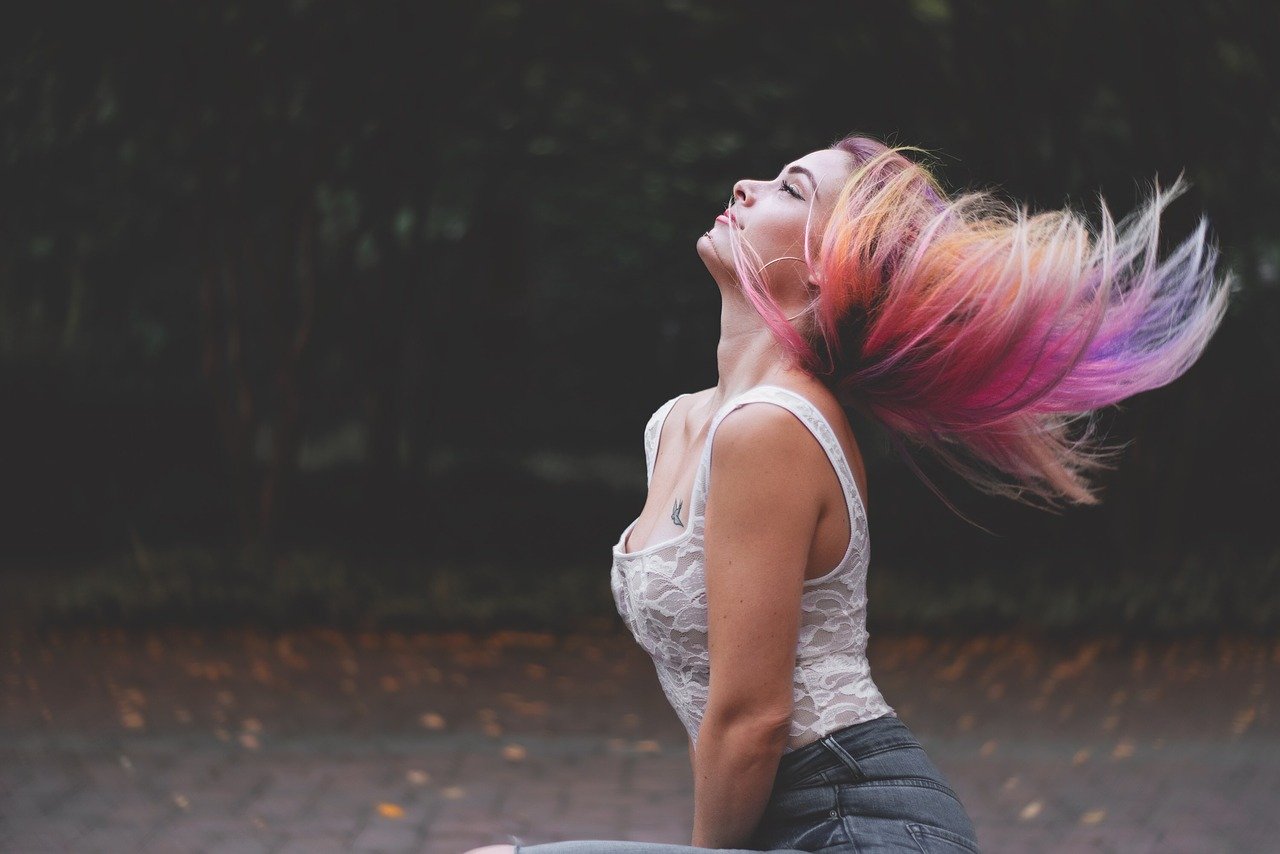 Tenha um cabelo leve, bonito e hidratado