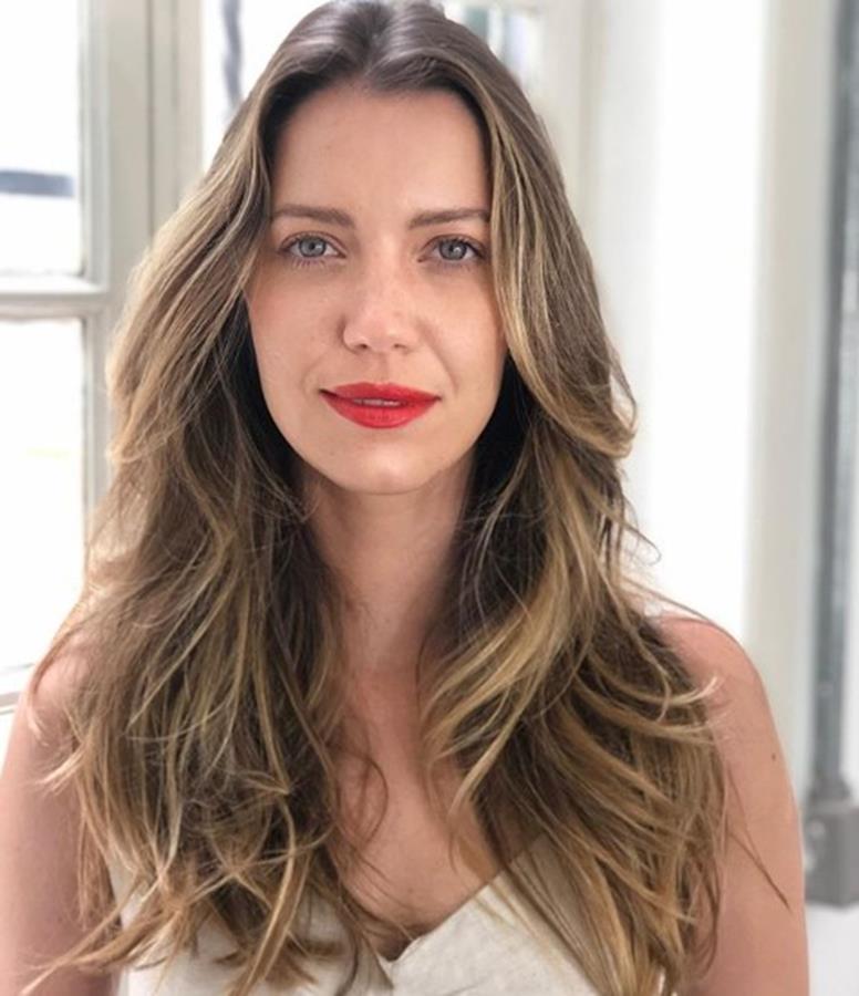 Cortes de cabelo para rosto oval 7 inspirações para mudar o visual!